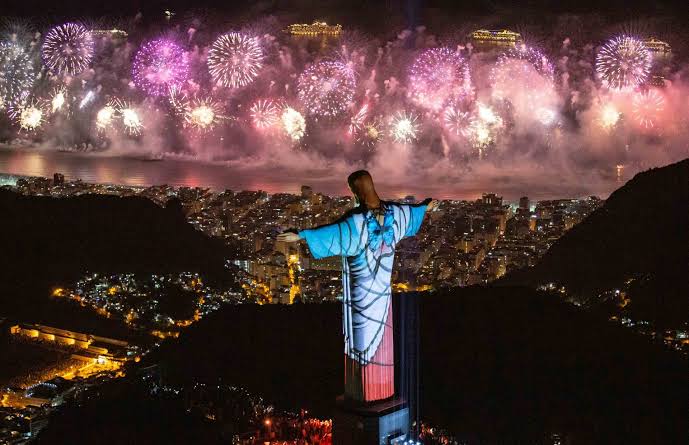 Rio mantém festa de Réveillon para 2 milhões de pessoas