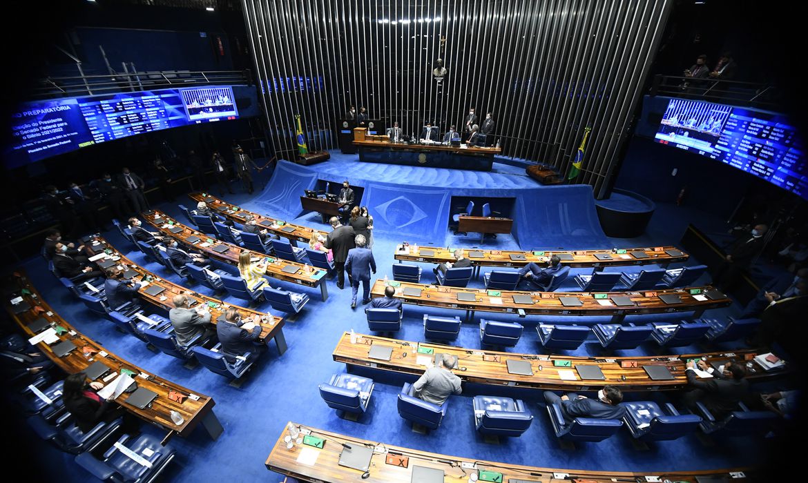 Senado do gastará até R$ 611 mil com troca de carpetes