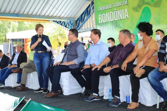 Mais de 14 mil propriedades rurais foram contempladas com a entrega de títulos provisórios e definitivos em Rondônia