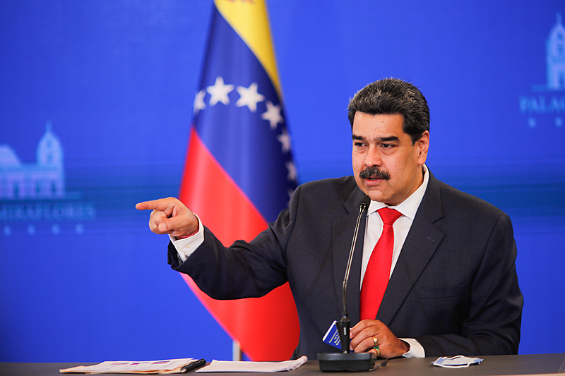 Venezuela: 12 horas para reunir assinaturas por revogatório contra Maduro