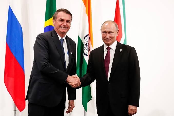 Presidente Bolsonaro embarca para Rússia hoje