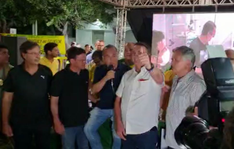 VEJA VÍDEO: Jair Bolsonaro e Rogério Marinho fazem discurso e emocionam população do RN