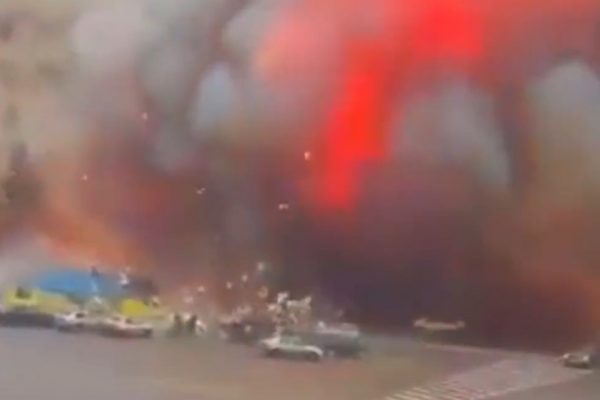 VEJA VÍDEO: Explosão do edifício do governo de Kharkiv, bombardeado pela Rússia