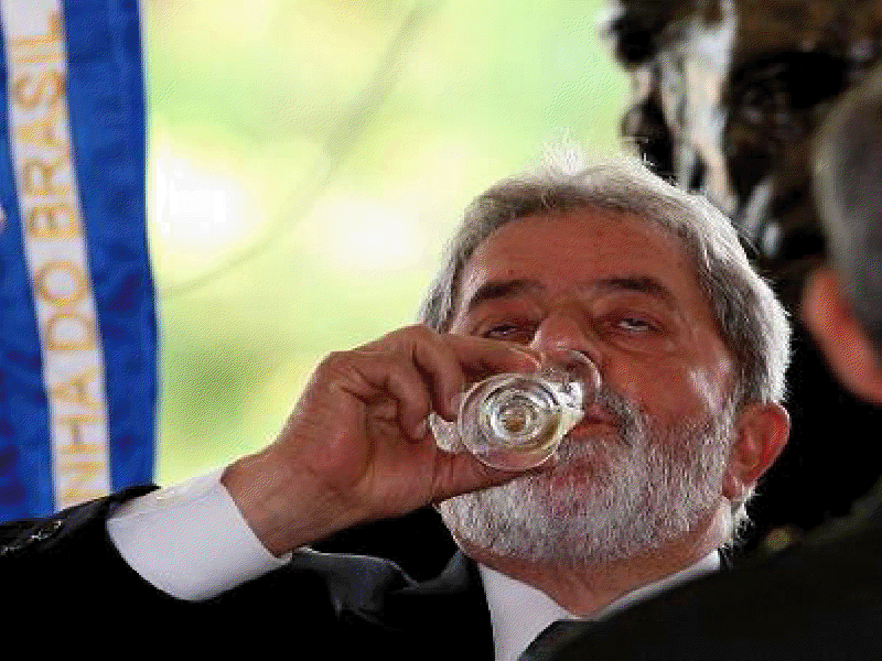 Lula sugere acabar com o conflito na Ucrânia em uma ‘mesa tomando cerveja’