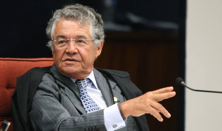 Ex-ministro do STF defende Daniel Silveira e afirma que STF ‘ressuscitou Lula’
