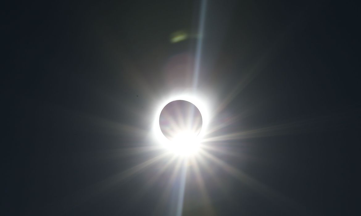 É hoje: Observatório Nacional retransmitirá ao vivo eclipse solar