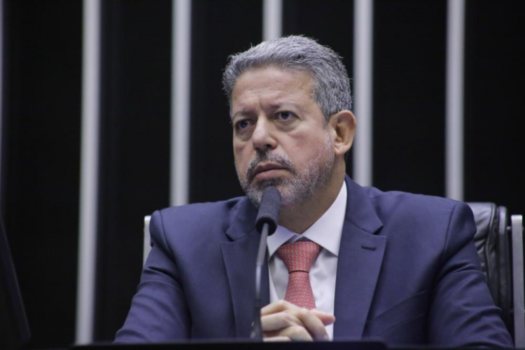 Governo intensifica ofensiva por CPI da Petrobras; Lira se reunirá com lideranças