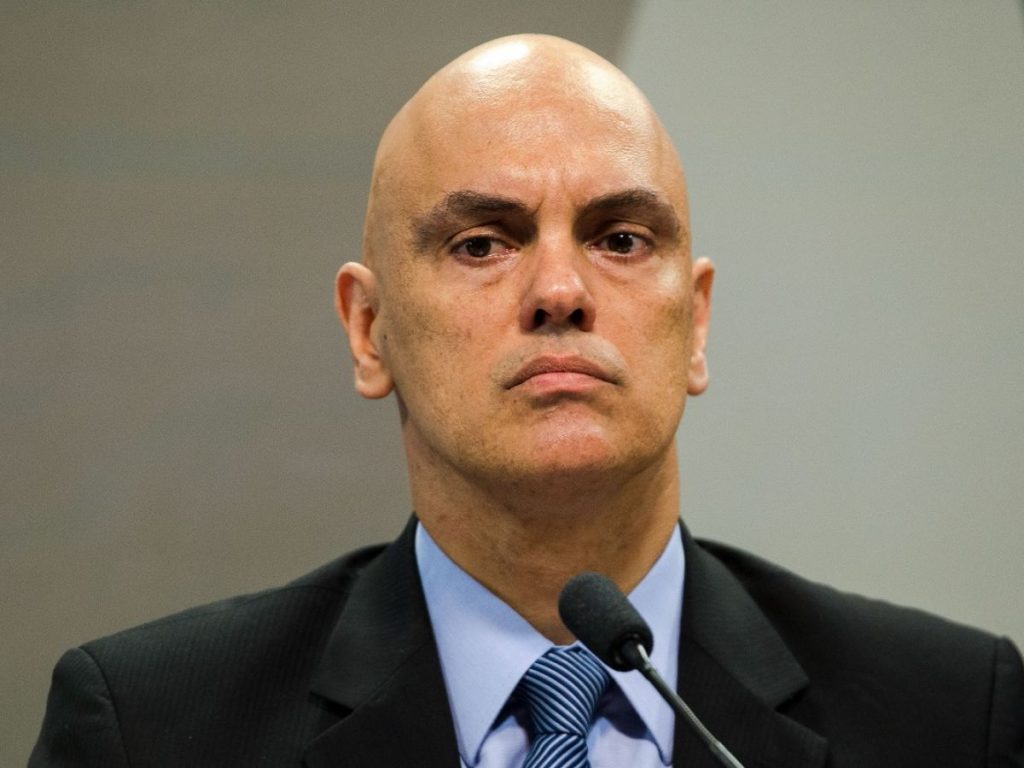 Alexandre de Moraes é convocado ao Senado