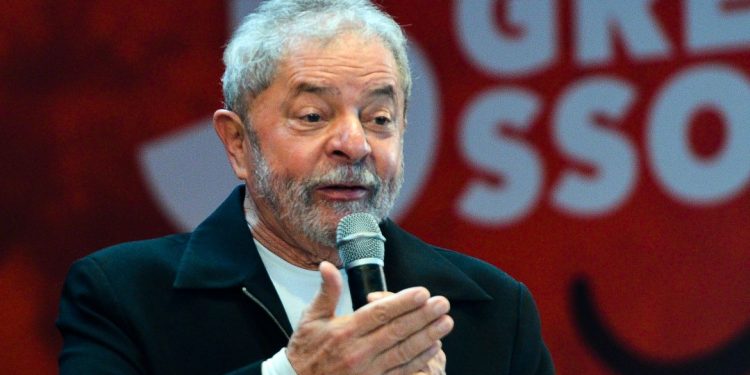 Lula só confirmou ida à posse de Moraes após saber que Bolsonaro não discursará no evento