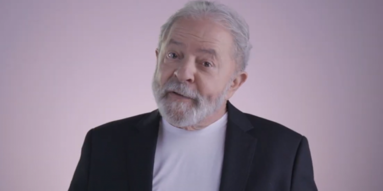 Alvo da Lava Jato faz doação para a campanha do  Lula
