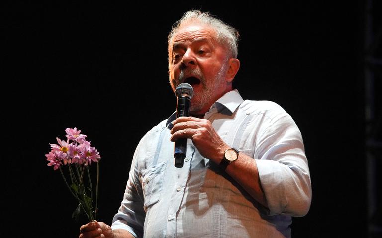 Lula faz piada e ‘zomba’ da guerra na Ucrânia durante evento em MG