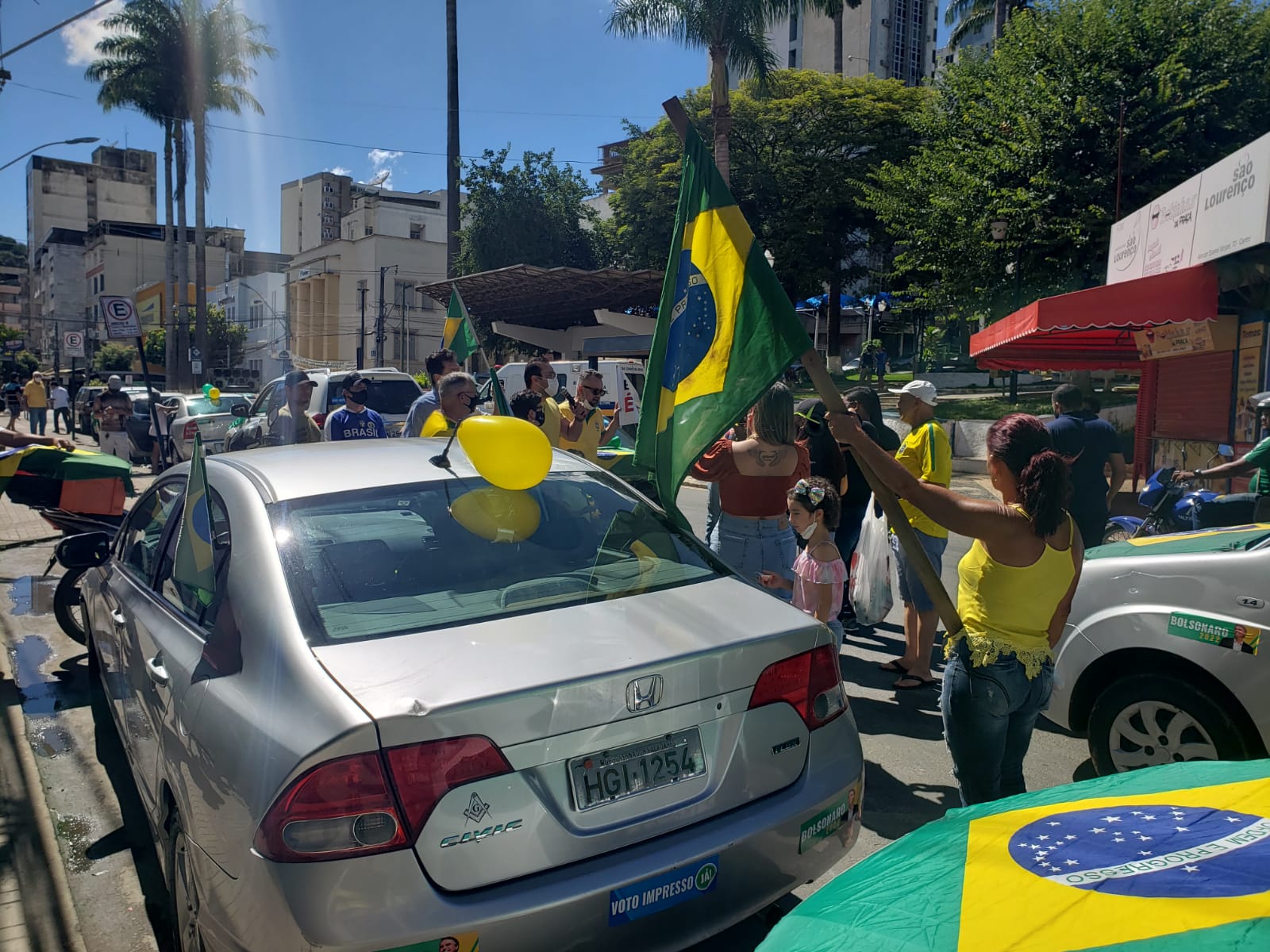 Passeata Pró-Bolsonaro será realizada neste sábado (29) em Manhuaçu (MG)