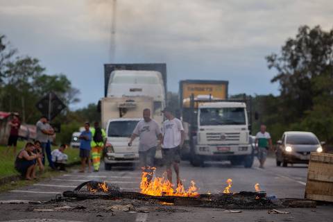 MTST anuncia que enviará milhares de militantes contra caminhoneiros pró-Bolsonaro