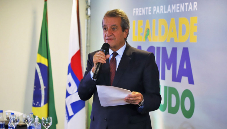 Valdemar Costa Neto anuncia que PL fará oposição ao governo Lula