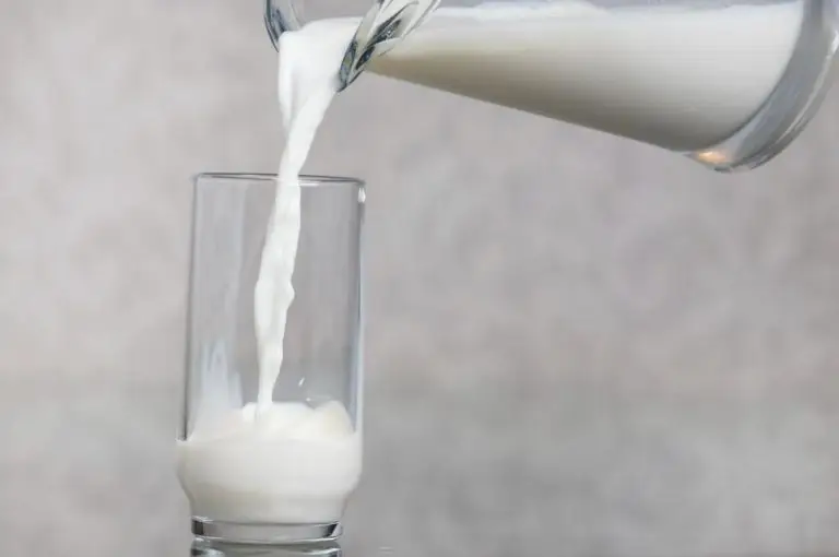 Importação de leite cresce mais de 40% em maio e preocupa produtores