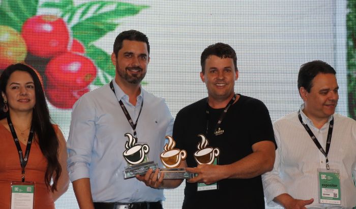 Horácio de Moura conquista o 7º Prêmio Cupping de Cafés Especiais