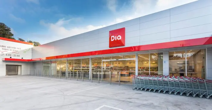 Após 23 anos, grupo fecha 343 supermercados no Brasil