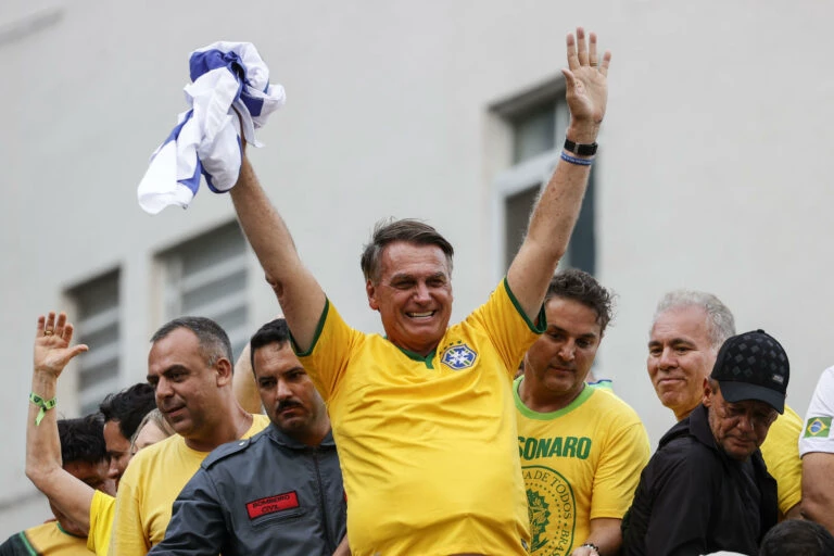 Manifestação com Bolsonaro no Rio em defesa da liberdade de expressão