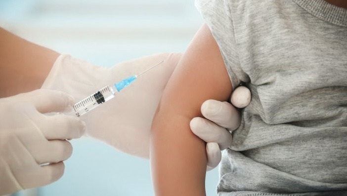 Mães catarinenses se unem contra a vacinação obrigatória de Covid-19