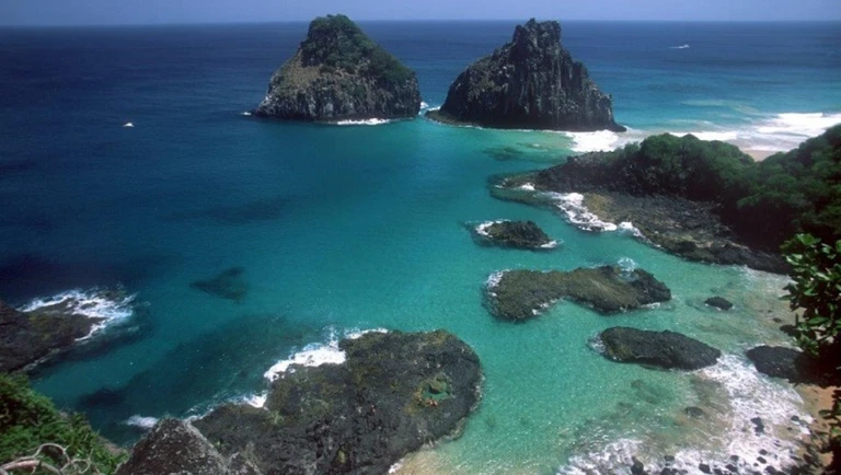 Recorde em multas ambientais em Fernando de Noronha