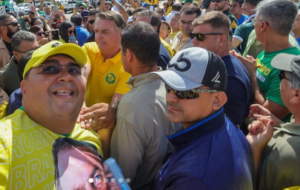 Bolsonaro é hospitalizado após passar mal no Nordeste