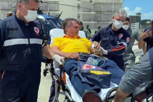 Médicos atualizam estado de saúde de Jair Bolsonaro